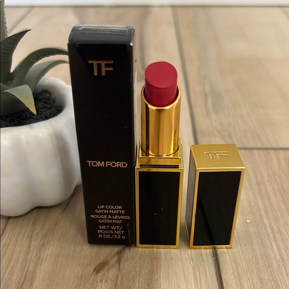 Tom Ford Red Lipstick - Modern Love